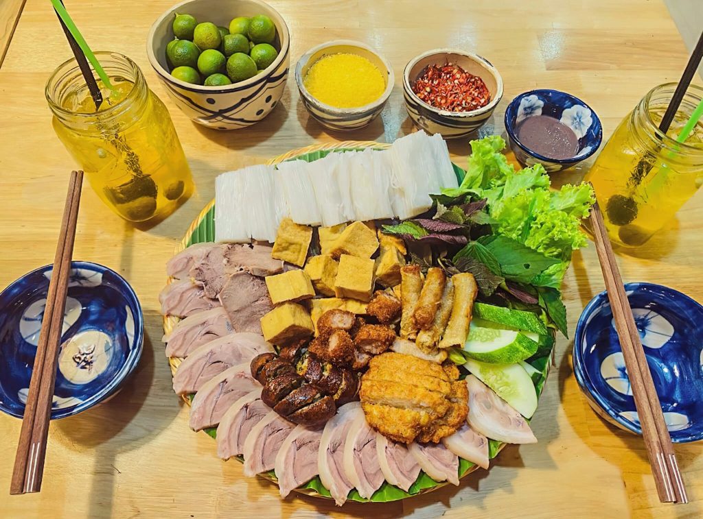 1-suat-bun-dau-mam-tom-bao-nhieu-calo